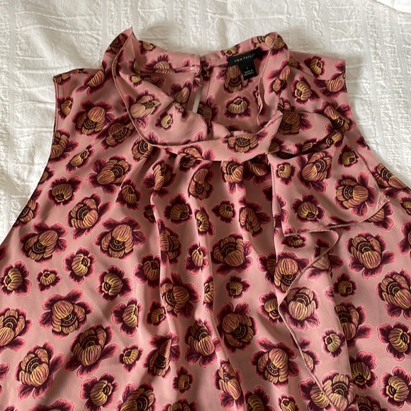 Ann Taylor Rose Floral Ruffle Blouse - Picture 2 of 5